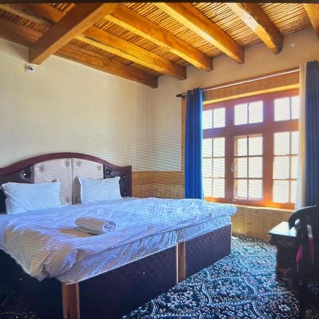 Guru View Home Stay Padam Exteriér fotografie